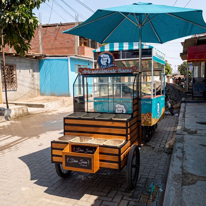 Carrito de ventas Don Sosa en las calles de Catacaos